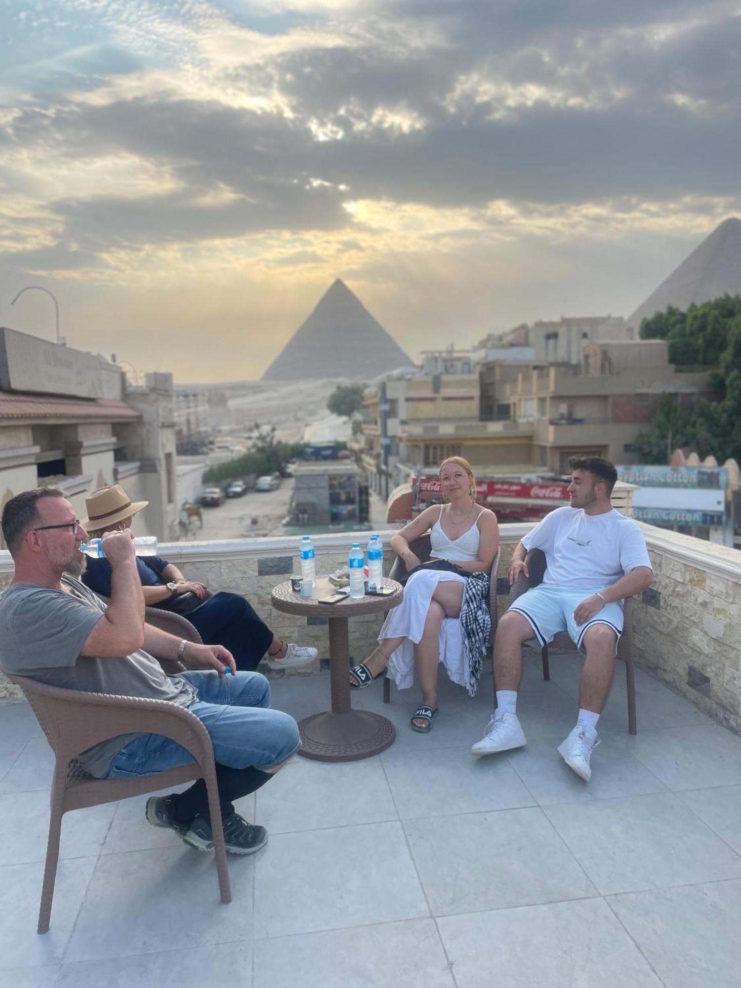 King Ali Pyramids View Inn Kafret el-Gabal Buitenkant foto