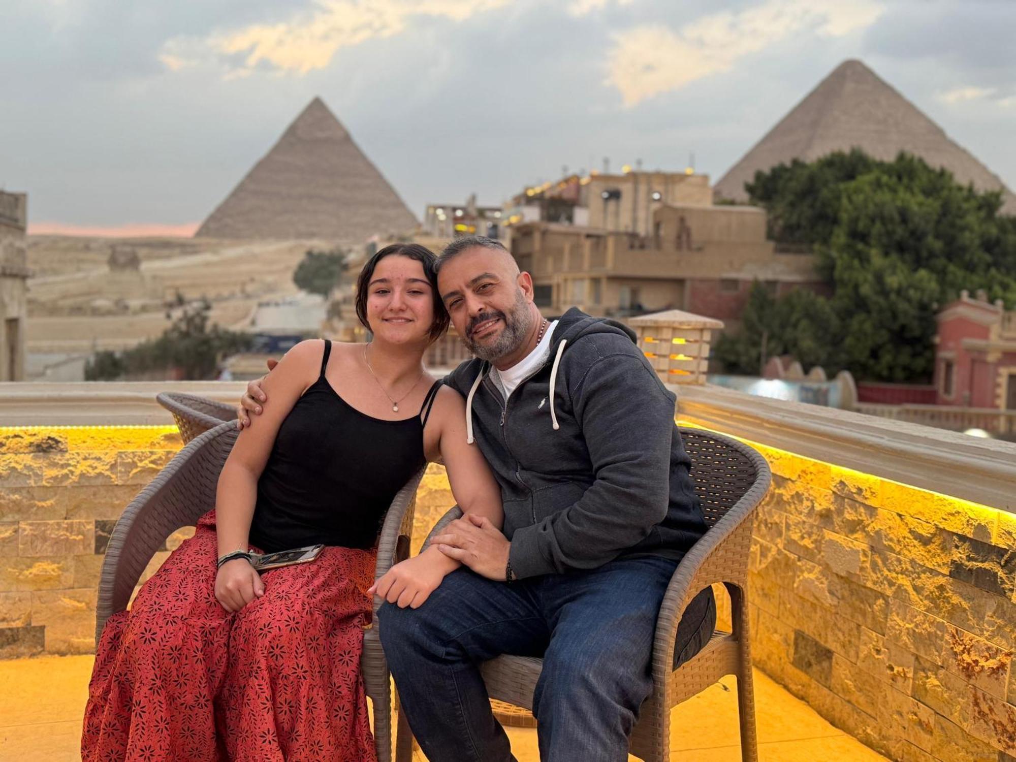King Ali Pyramids View Inn Kafret el-Gabal Buitenkant foto